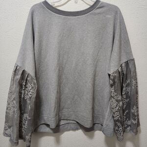 Mystree Gray Sweatshirt with Lace Sleeves Size Large NWT